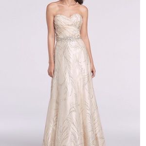 Prom Gown. Cachet Dress. Size 4. Color champagne